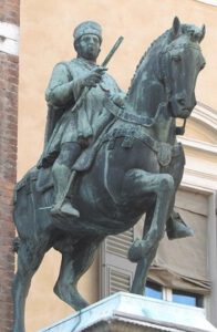 Statua di Niccolò III d'Este a Ferrara (Foto Wikipedia)